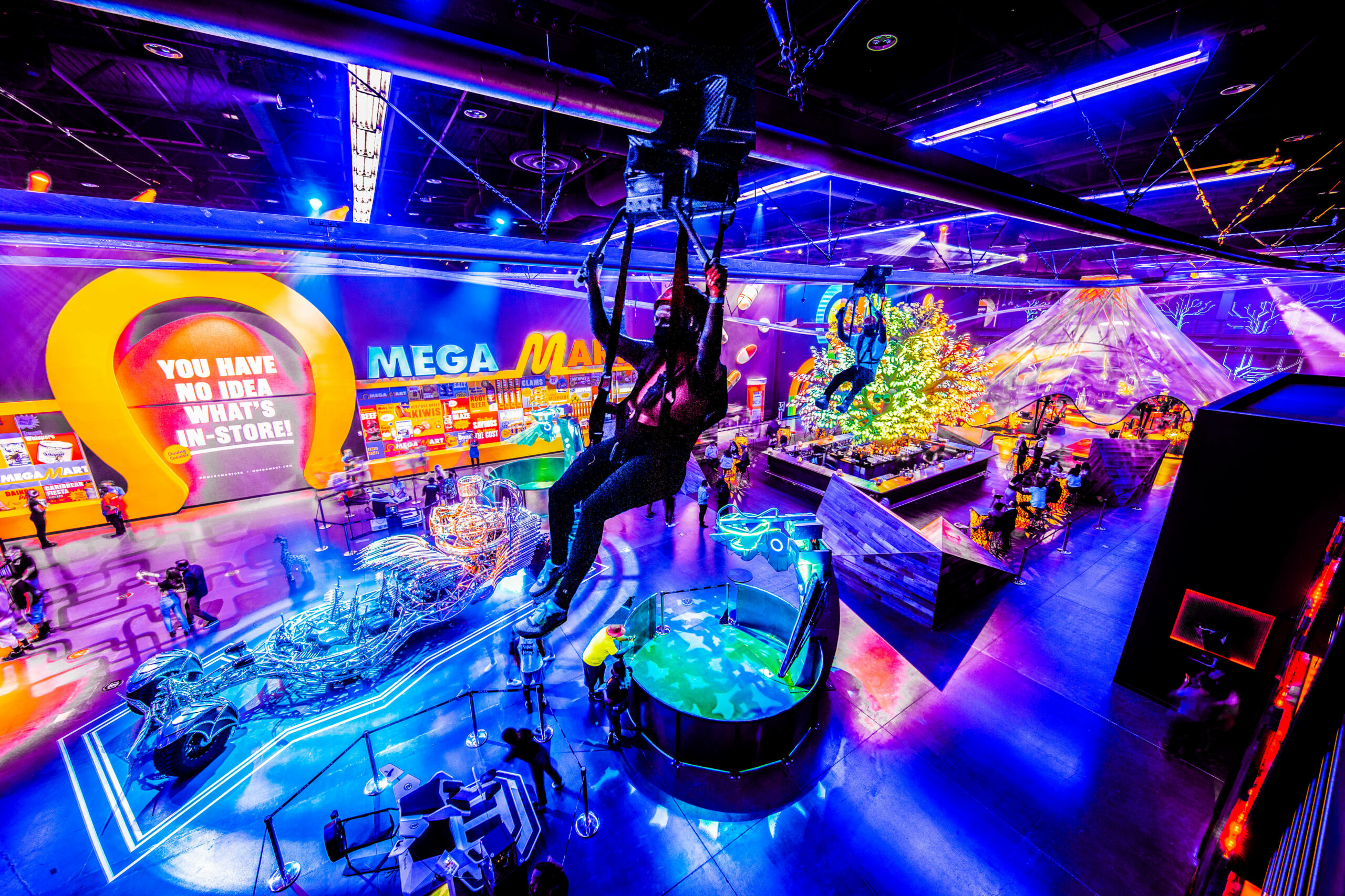 Las Vegas for Teens: What to do and Where to Go | Miracle Mile ...