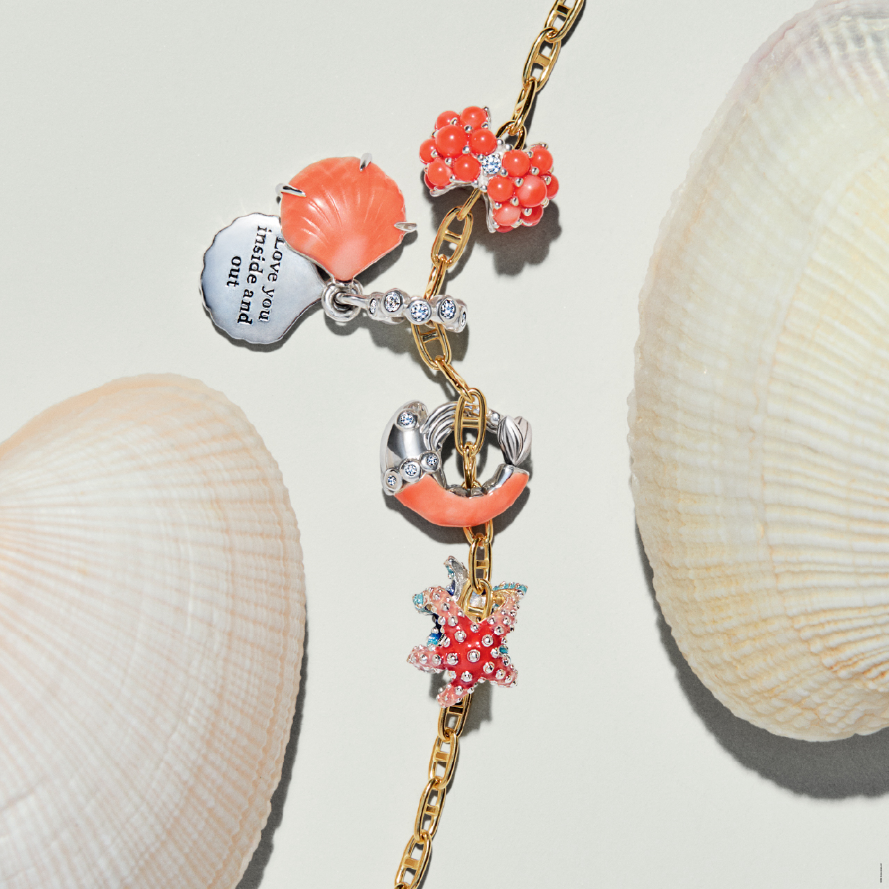 Pandora - Campaign 179 - Seashells starfish and a little shimmer. - EN - 1280x1280 Pandora - Campaign 179 - Seashells starfish and a little shimmer. - EN - 1280x1280